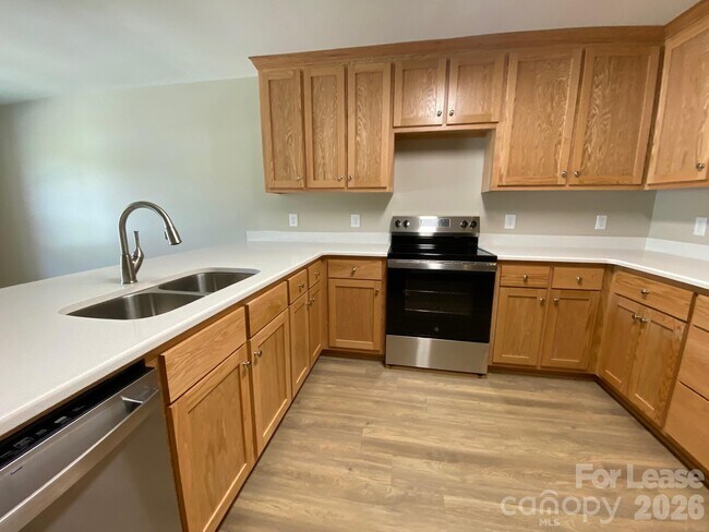 Foto del edificio - 1961 Glen Manor Ct