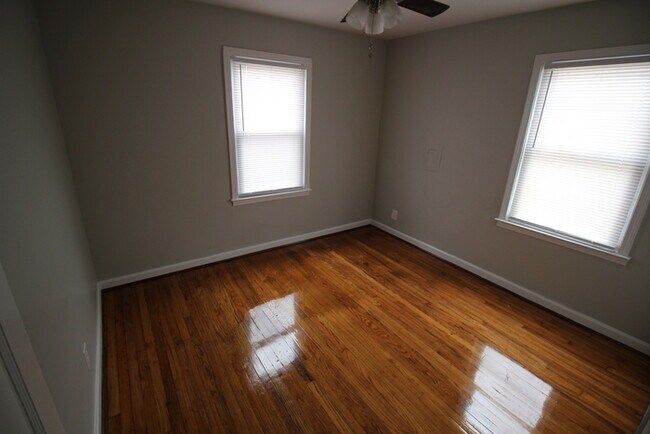 Foto del edificio - updated 1 bedroom house for rent