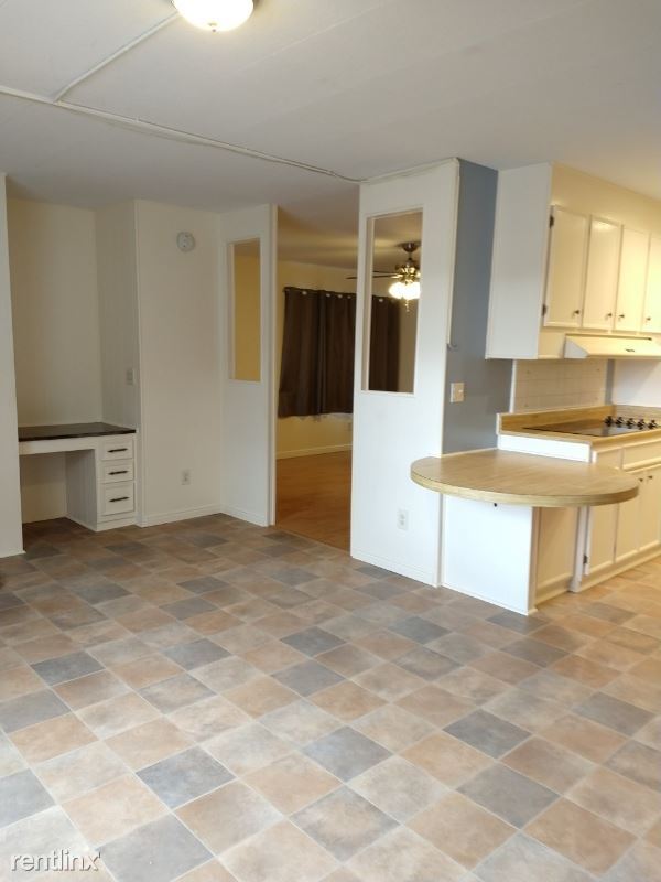 Building Photo - 5 br, 2 bath Apartment - 115 S 600 W A Unit A