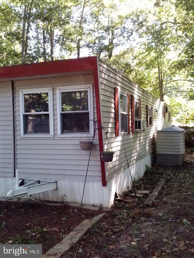 Building Photo - 5781 Doris Dr