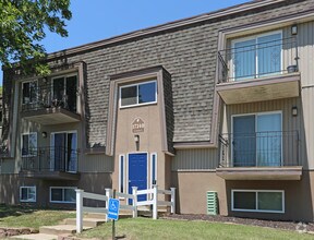Stone Oak Apartments Rentals - Independence, MO | Apartments.com Stone Oak Apartments Rentals - Independence, MO | Apartments.com