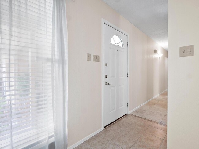 Foto del edificio - 3513 Westchester Ave