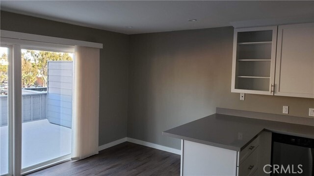 Foto del edificio - 215 Lower Cliff Dr