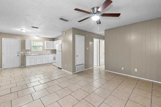 Foto del edificio - 1611 Jones St