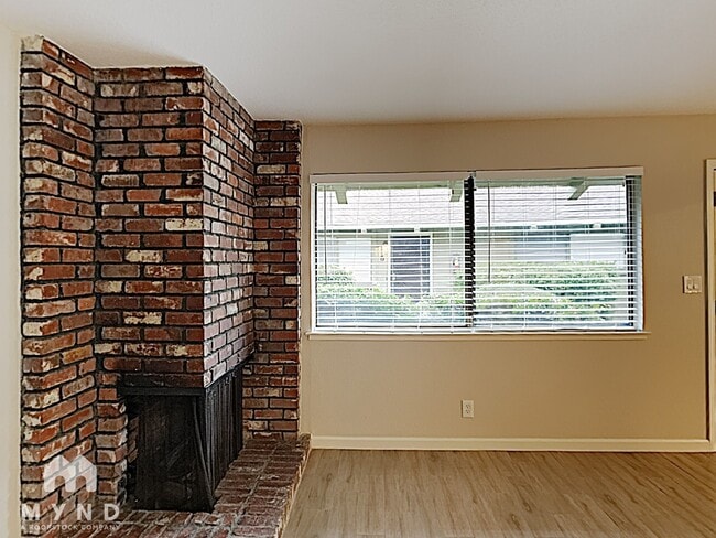 Building Photo - 2336 Villanova Cir