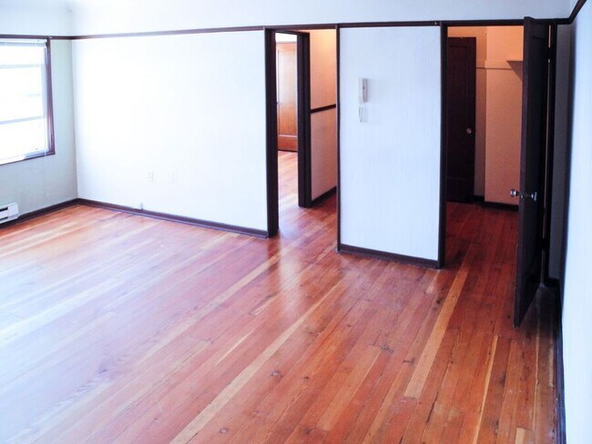 Foto del edificio - 6209 1/2 15th Ave NW-304