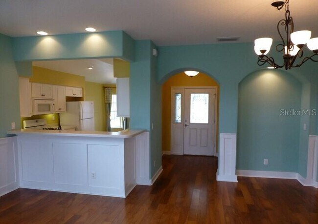 Building Photo - 27906 Everglades Way