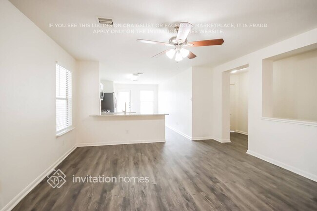 Foto del edificio - 8146 Chancewood Ln