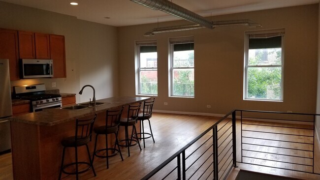 Foto del edificio - 751 N Elizabeth St