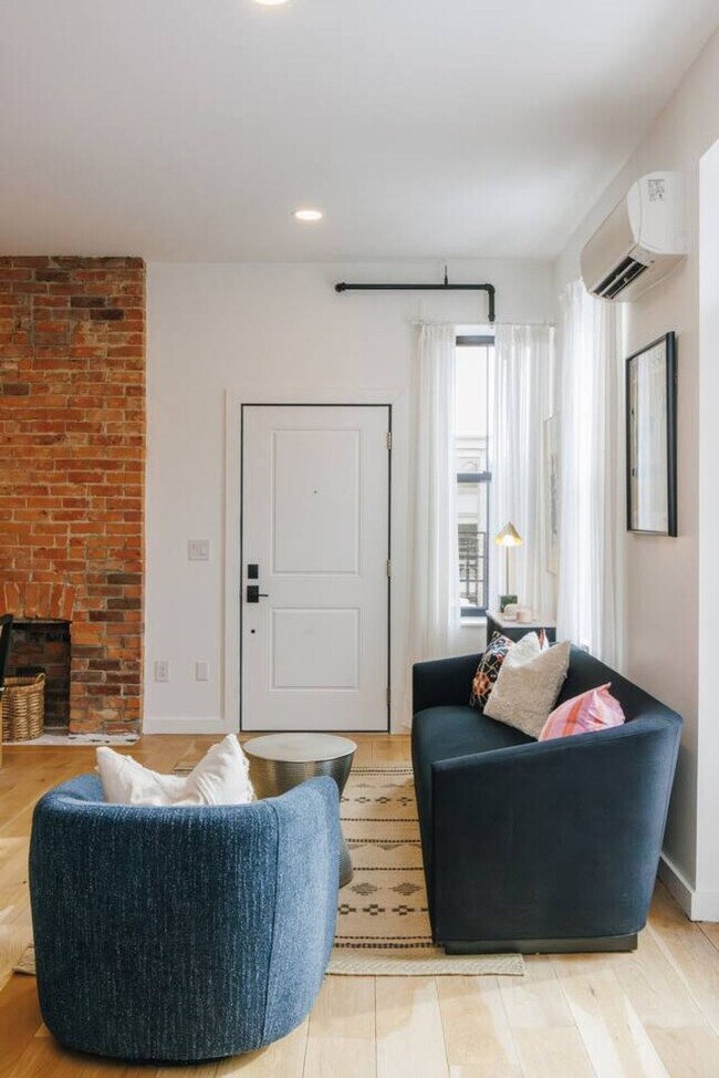 Foto del edificio - 1508 Pleasant St