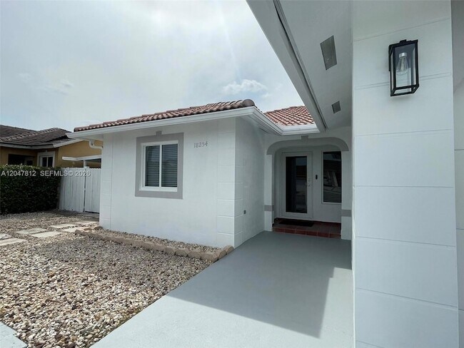 Foto del edificio - 18254 SW 143rd Pl