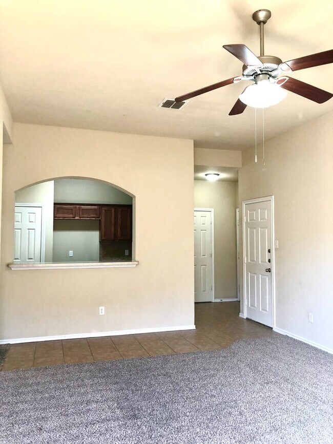 Foto del edificio - Nice 3 bedroom, 2 bathroom Duplex in Weatherford!