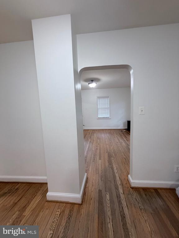 Foto del edificio - 491 N Latham St