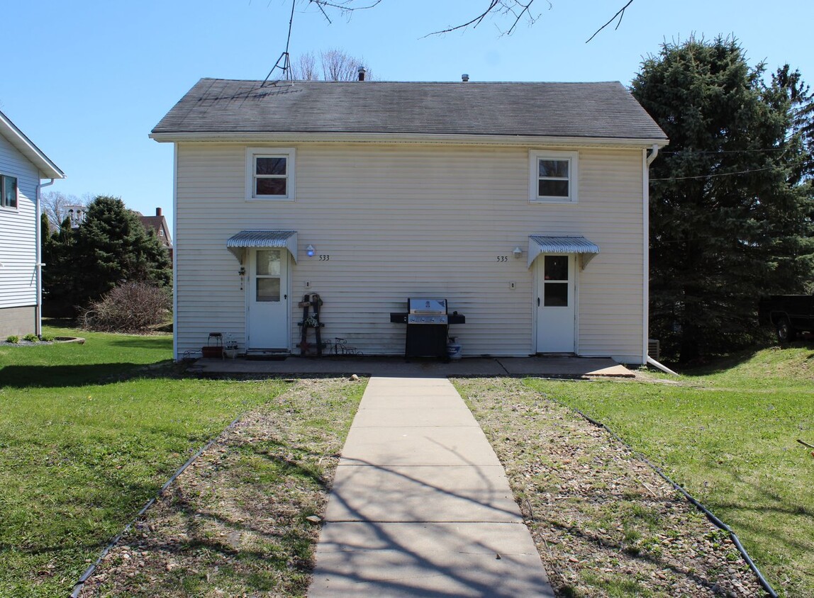 Primary Photo - 2 Bedroom Duplex