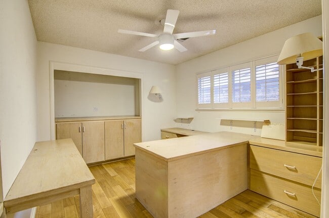 Building Photo - South Davis Home