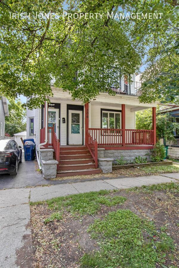 Building Photo - 306 East St