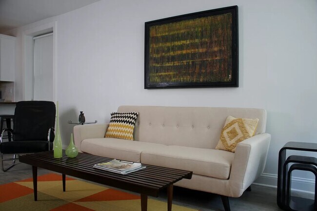Foto del edificio - 712 W Briar Pl