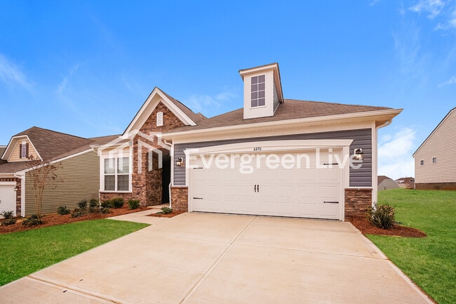 Foto del edificio - 6496 Fairfax Ct