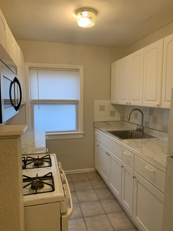 Building Photo - 71 Newkirk Ave