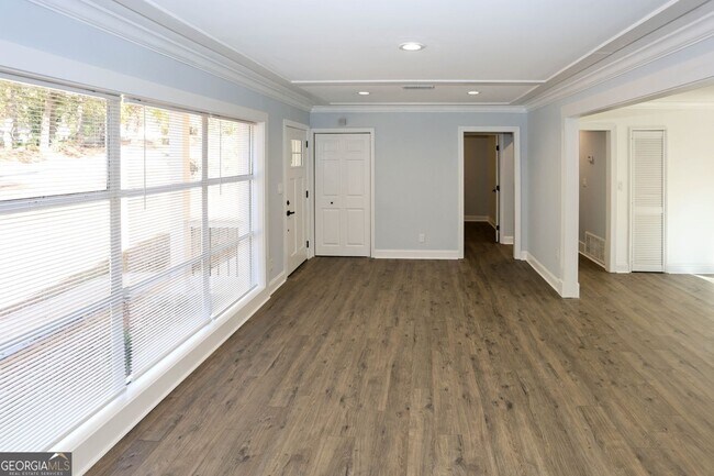 Foto del edificio - 1508 Peachcrest Rd