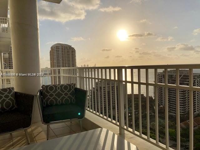 Primary Photo - 801 Brickell Key Blvd