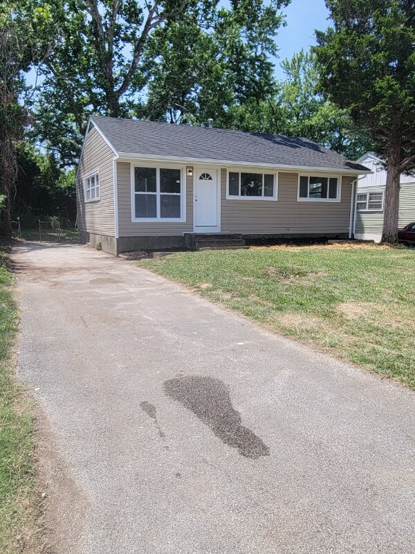 Building Photo - 336 Shepley Dr