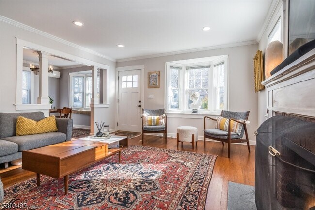 Foto del edificio - 203 Locust Dr