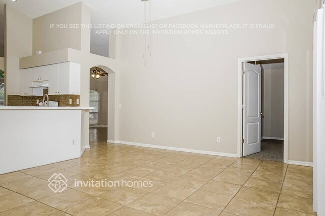 Building Photo - 1011 Snead Ave