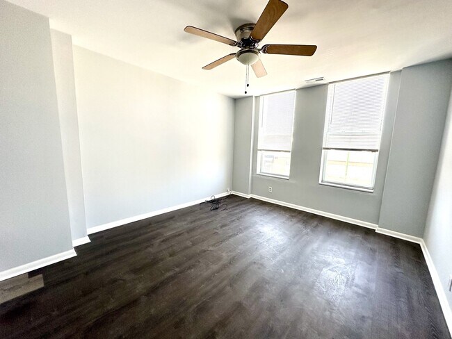 Foto del edificio - 3451 S Wallace St
