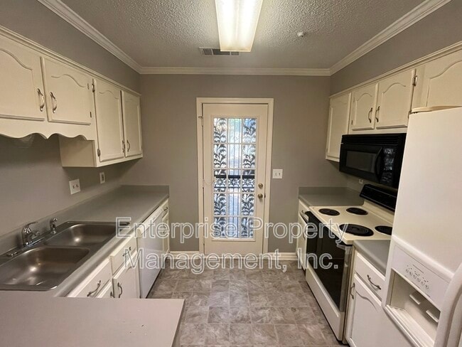 Foto del edificio - 3094 Brandon Way Ln