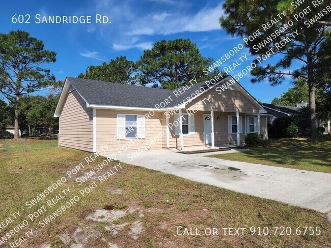 Foto del edificio - 602 Sand Ridge Rd