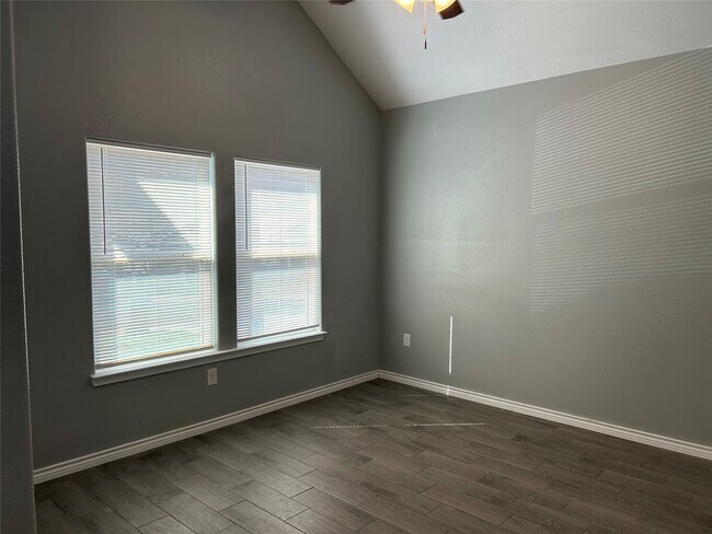 Foto del edificio - 16956 W Ivanhoe St