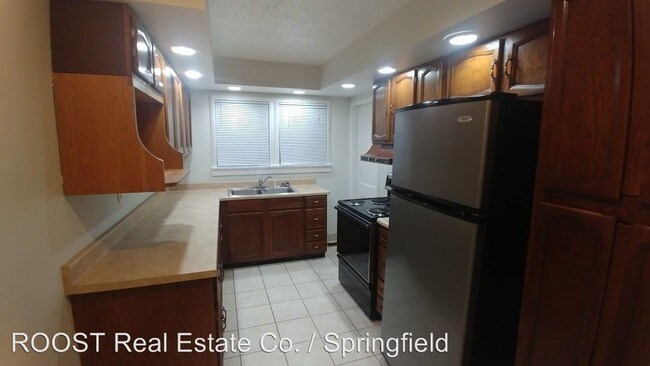 Building Photo - 2 br, 1 bath House - 515 E McCreight