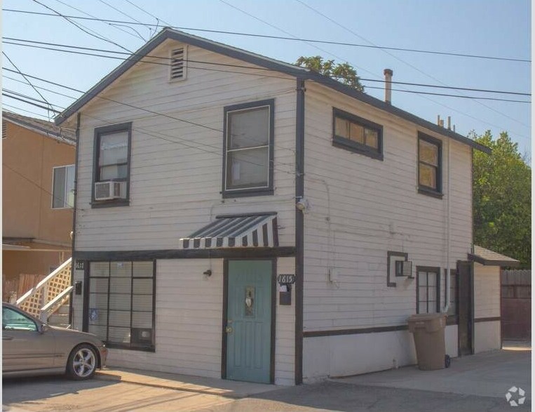 Building Photo - 168 H St