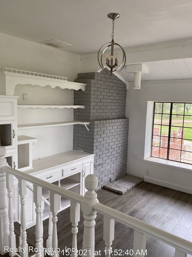 Foto del edificio - 3 br, 2 bath House - 7909 Carmencita Ave