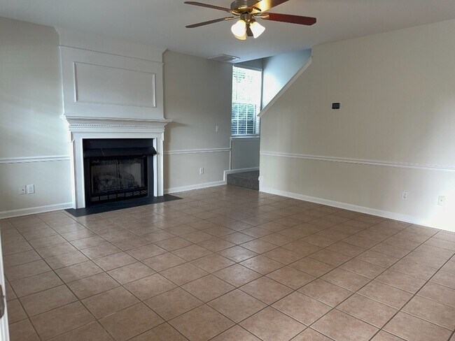 Building Photo - 9044 Fieldstone FOR RENT