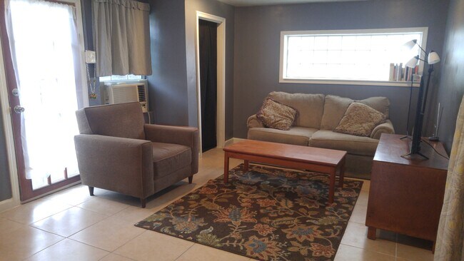 Foto del edificio - 4615 Dart St