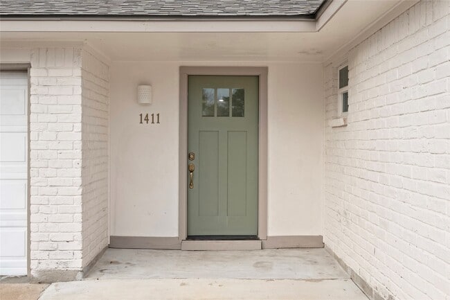 Foto del edificio - 1411 PI Cir