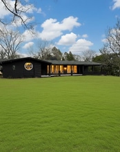 Building Photo - 104-1-501 N Main St