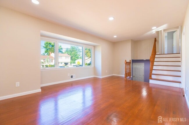 Building Photo - 24 Rieder Rd
