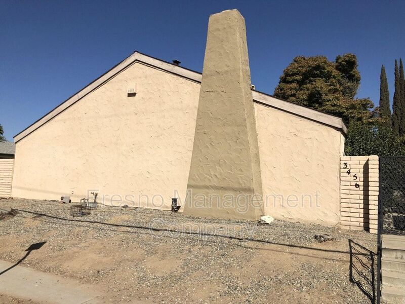 Foto del edificio - 3456 N Marks Ave