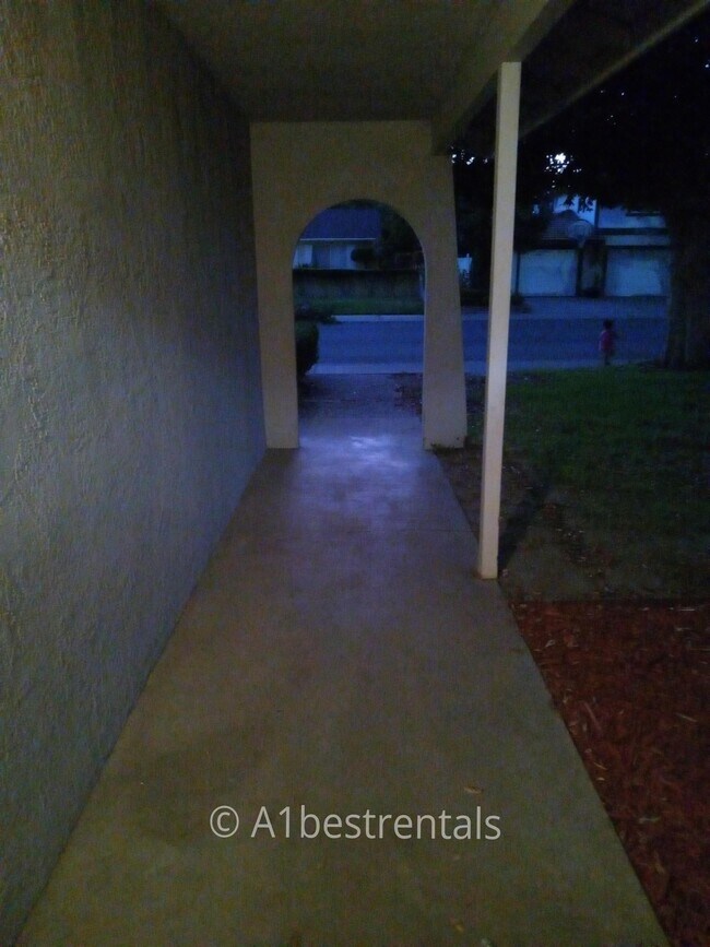 Foto del edificio - 1728 Woolston Way