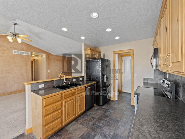 Foto del edificio - 8924 Smoke Signal Way