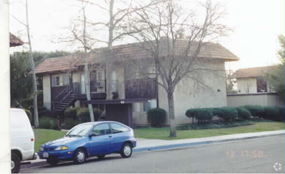 Building Photo - Los Arboles Apartments