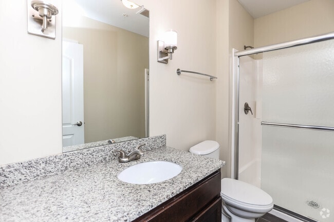2BR, 2BA - 1,033 SF - The Savile - The Lane