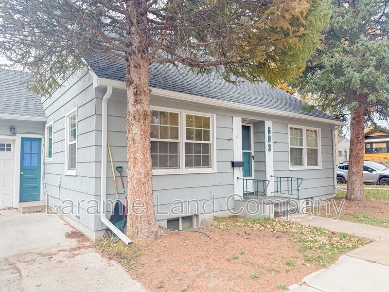 Foto principal - 308 1/2-502 1/2 S 16th St