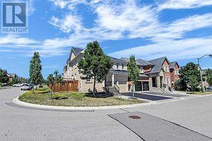 Building Photo - 80 Serano Crescent