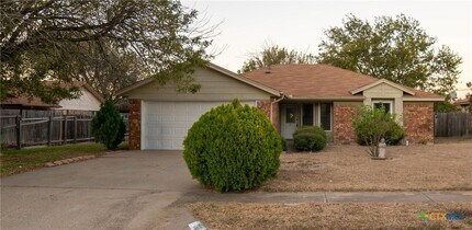 Building Photo - 1801 Sagebrush Dr