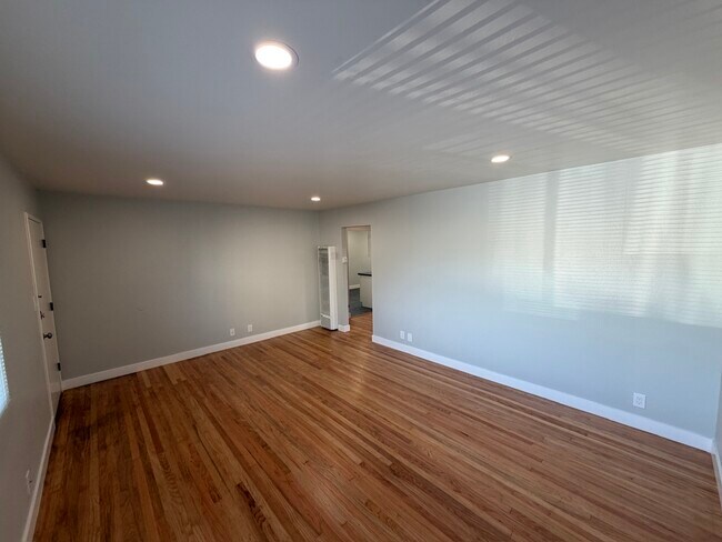 Foto del edificio - 969 Elgin St