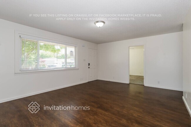 Foto del edificio - 8169 Patton Ave